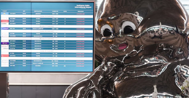 Jakarta Airport Reopens as Anak Krakatau Ash Clears, Ending Travel Chaos