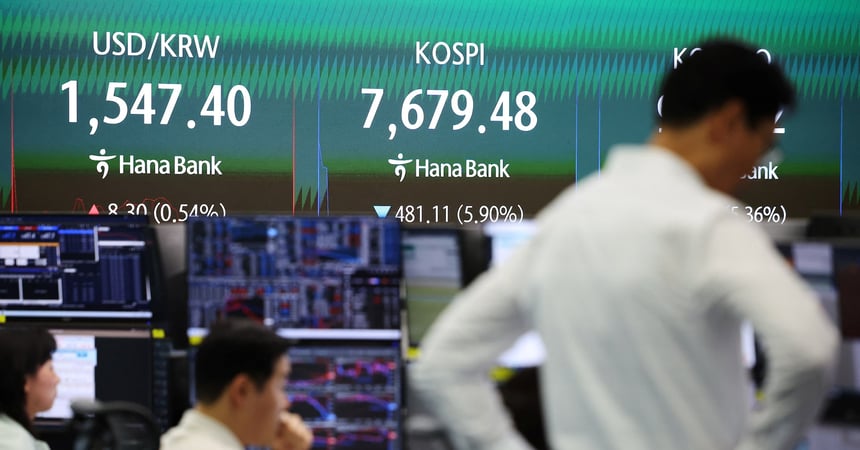 Emerging Market Debt Draws Investors Seeking Diversification From US Assets
