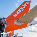 EasyJet Backs £5.7bn Apollo Takeover Bid Over Castlelake