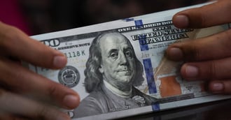 Treasury Buyback Expansion Sends Dollar to Three-Month Low Against Euro