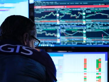 Wall Street Surges to Record High on Strait of Hormuz Deal Hopes