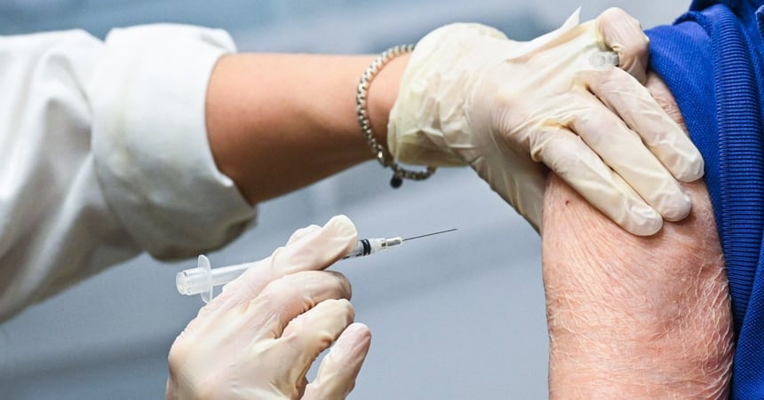 FDA Clears First mRNA Flu Vaccine, Moderna's mFlusiva, for Adults 50+