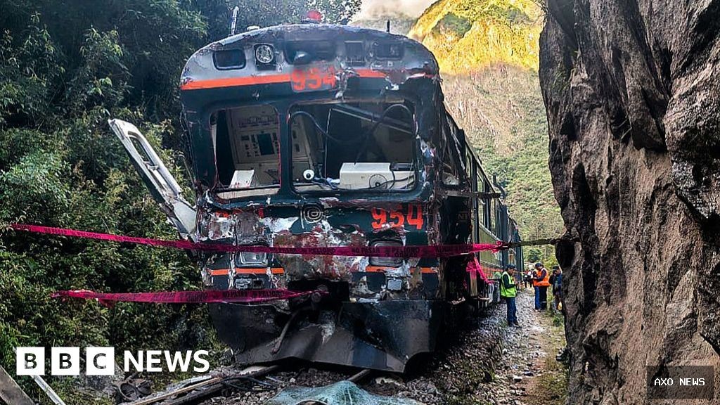 Train collision near Machu Picchu kills driver, injures 40