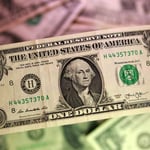Dollar Holds Steady Ahead of Payrolls as Fed Rate Path Stays in Focus