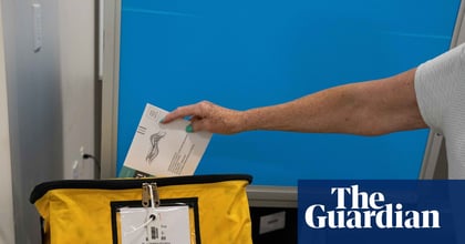 Supreme Court Clears Trump Mail-In Voting Restrictions Ahead of Midterms