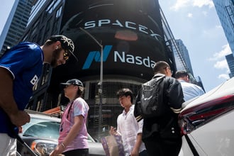 AI Economy Drives $3.2 Trillion in Mega-Deals as Small Players Sit Out