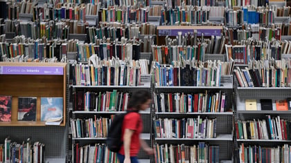France's Rentrée Littéraire Confronts Deepening Publishing Industry Crisis
