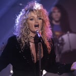 Bonnie Tyler Dies at 75, Voice of 'Total Eclipse of the Heart'