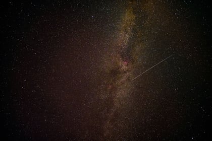 Stardust From Murchison Meteorite Is Oldest Solid Ever Held on Earth