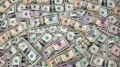 Ultra-Short Bond Funds Draw Billions as Investors Exit Equities