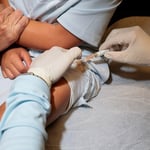 Pennsylvania Measles Outbreak Relies on Quiet Clinics as Deaths Climb