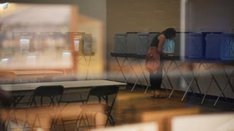 Trump Refuses to Rule Out Emergency Powers Over 2026 Midterms