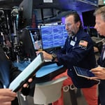 S&P 500 Flat as Iran Fears and Chip Stock Losses Offset Strong Earnings